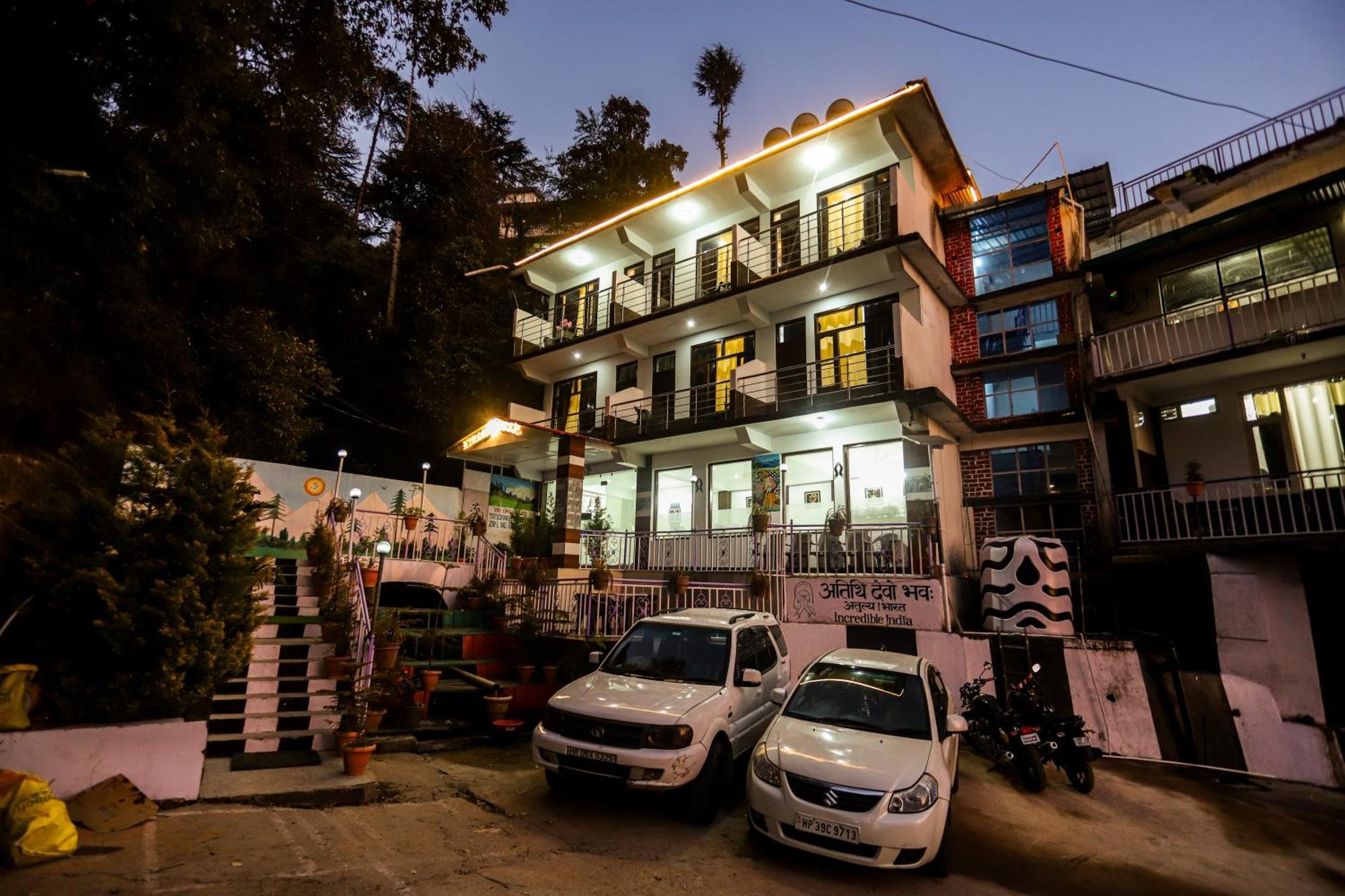 Mirage Grand Hotel McLeod Ganj Exterior foto